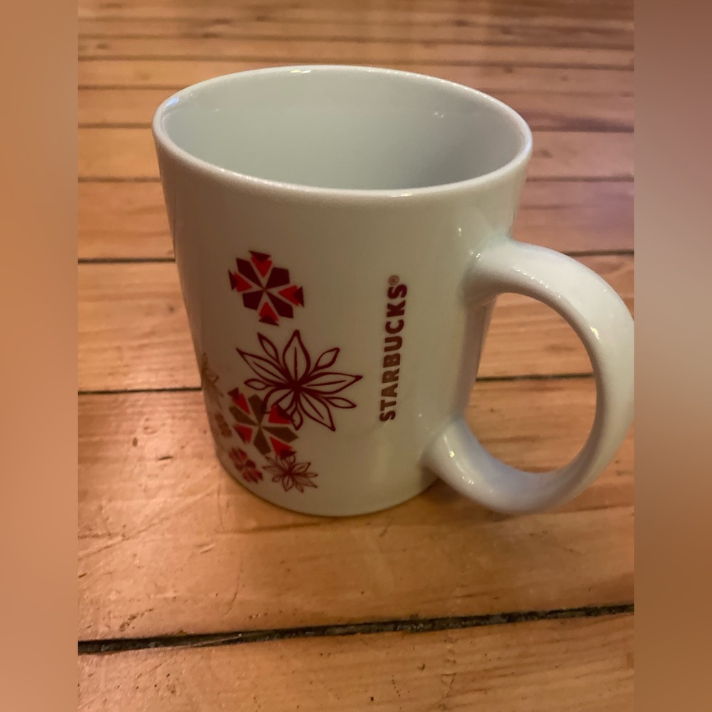 Starbucks Holiday Flowers Floral Ornaments 12 oz Coffee Cup Mug Christmas